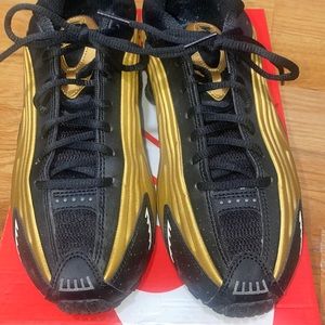 Men’s Pre Owned Nike R4 Shox